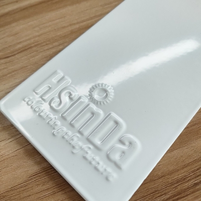 Odporny na ciepło RAL9003 Wysokiego Błyskotliwego Białego Elektrostatycznego Sprayu Poliester Powder Coating Bonding Powder for Aluminium Frames